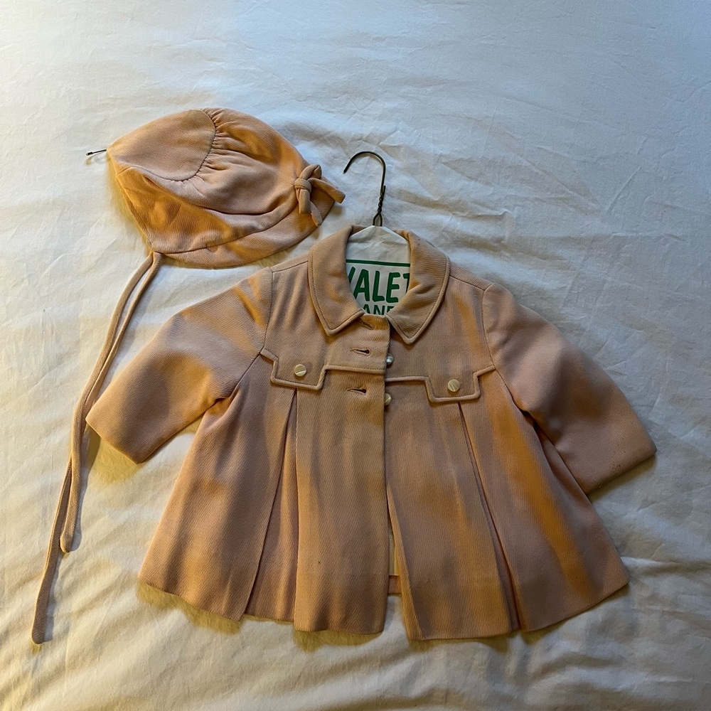 Children’s vintage jacket and bonnet